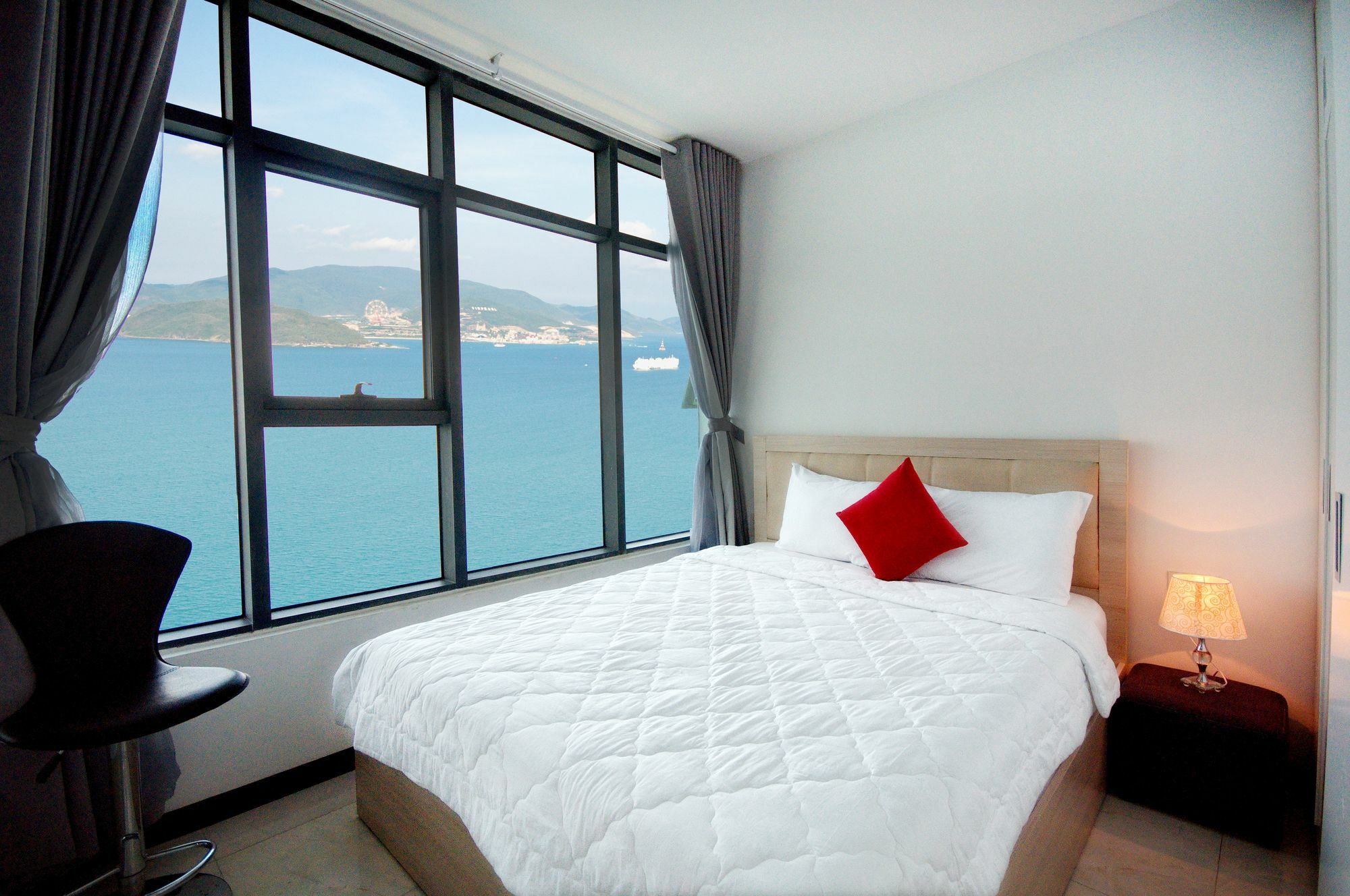 Apartament Sun And Sea Muong Thanh Holidays Nha Trang Zewnętrze zdjęcie